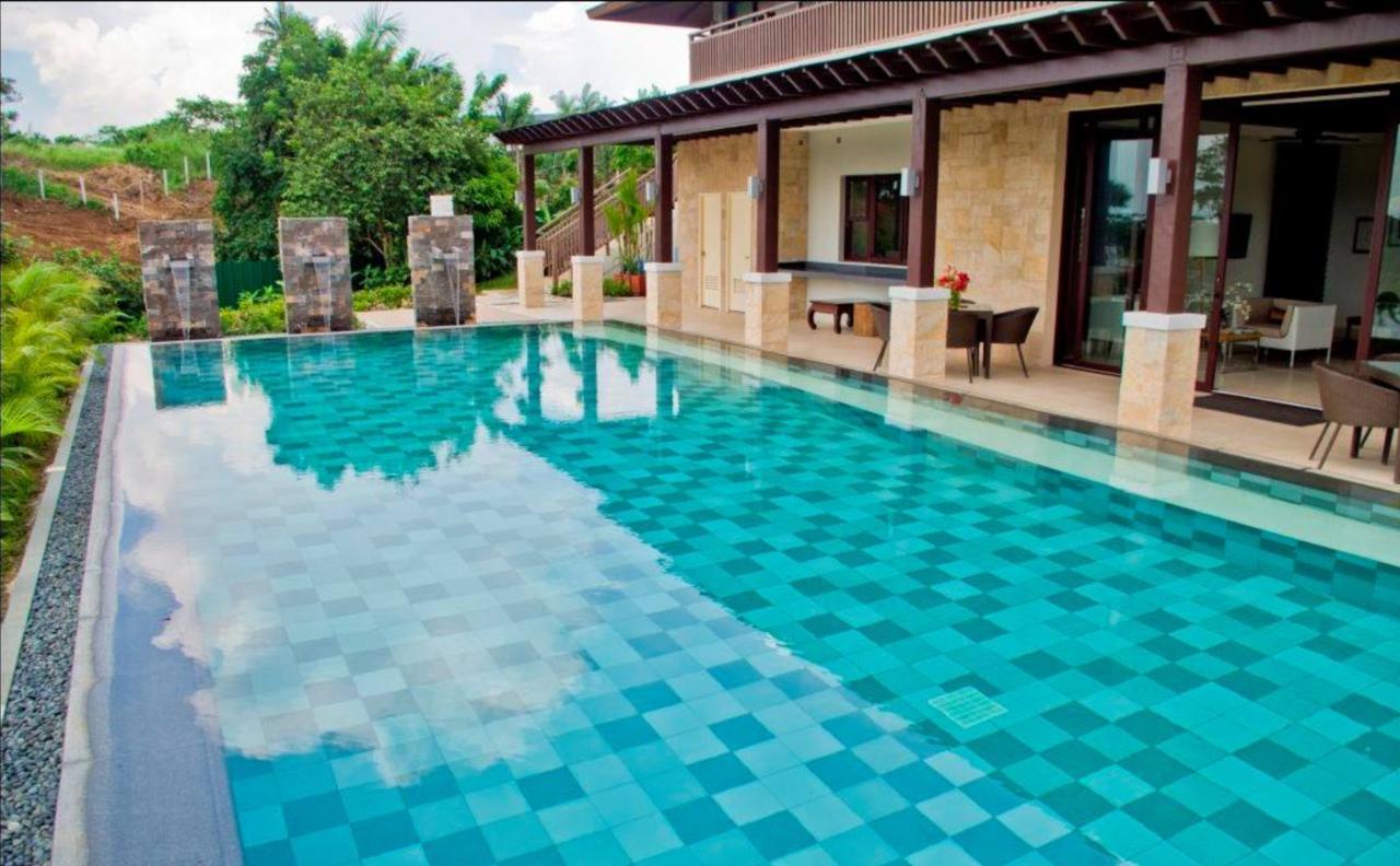 Anya Resort Tagaytay Tagaytay City Exterior photo